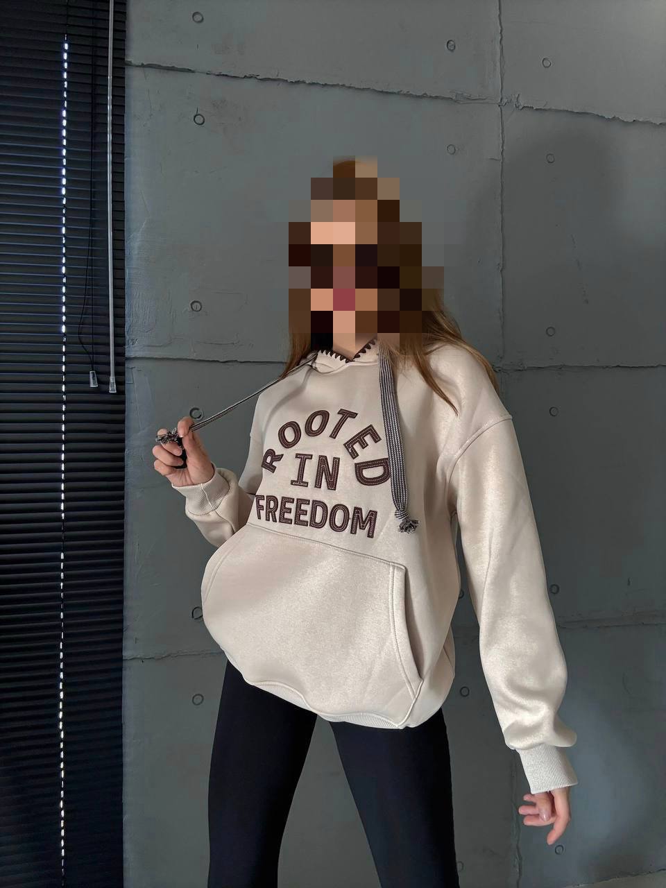 photo_2025-12-29_20-02-12 هودی داخل کرکی freedom برند mint - تصویر 1